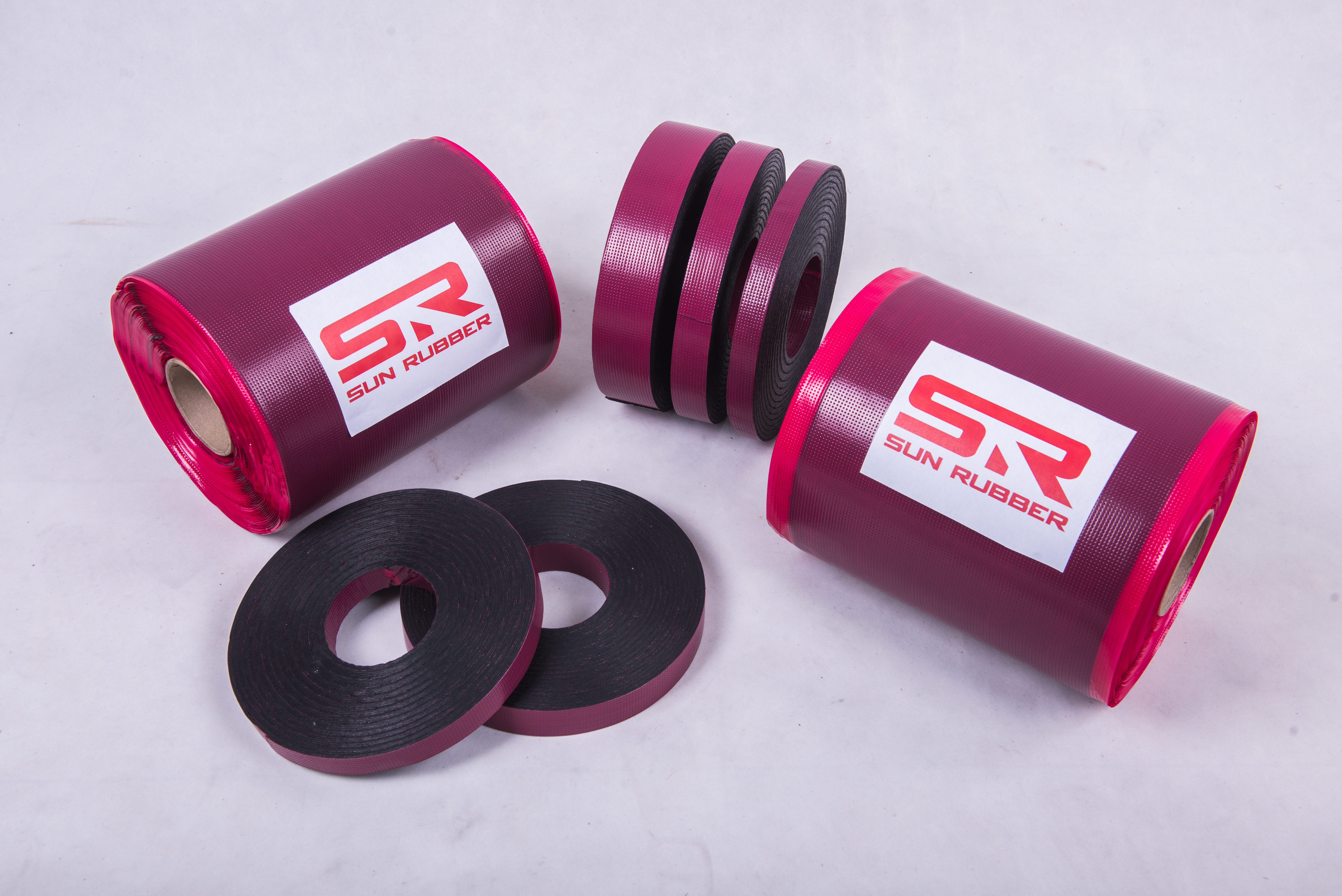 Cushion gum rubber product for reliable bonding